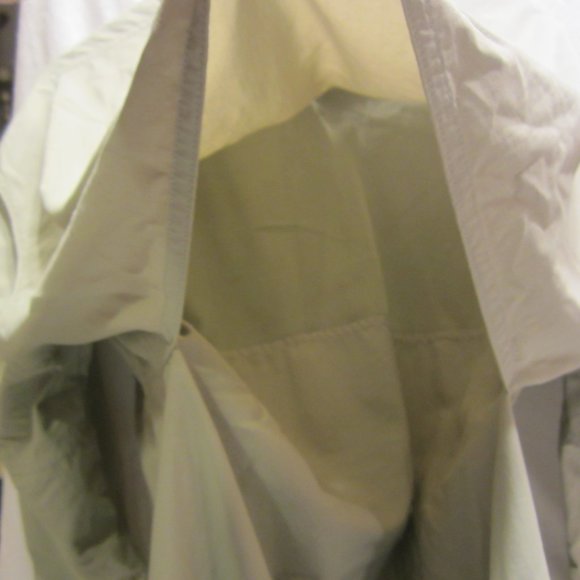 FIELD & STREAM LONG SLEEVE, VENTED BUTTON DOWN OUTDOOR SHIRT, LARGE - Picture 7 of 10